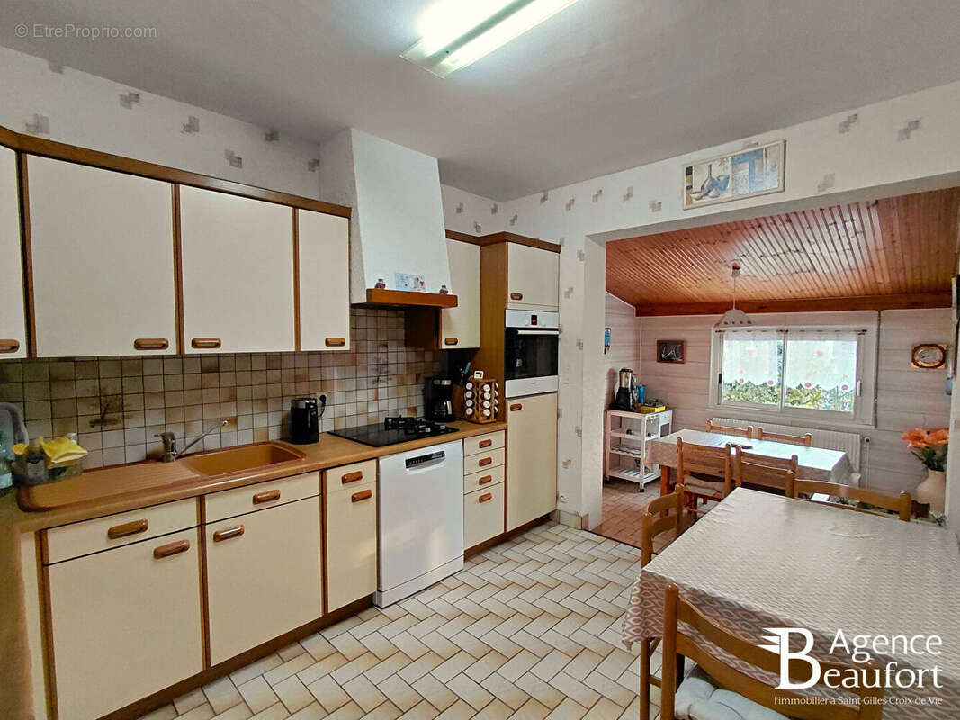 Maison - Givrand - La Nouette - photo 6