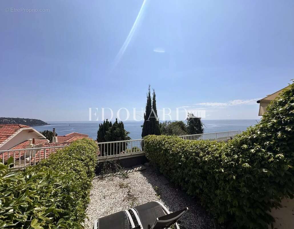 Appartement à ROQUEBRUNE-CAP-MARTIN