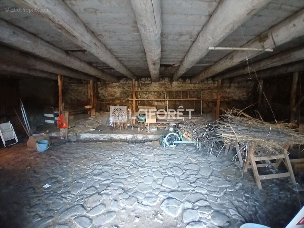 Maison à SAINT-FLOUR