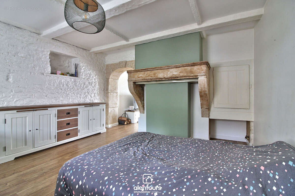 Maison à COLOMBEY-LES-BELLES