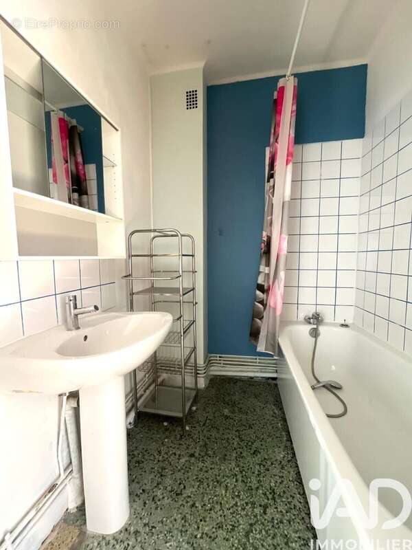 Photo 9 - Appartement à SAINT-ETIENNE