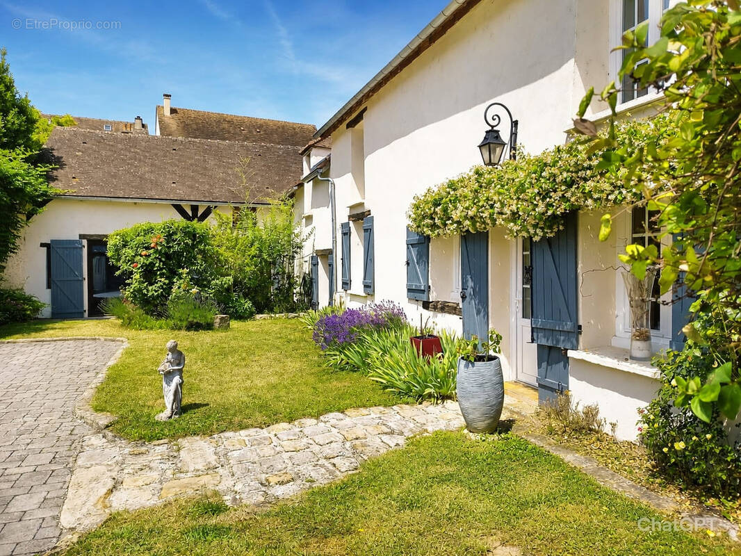 Maison à MAINCY