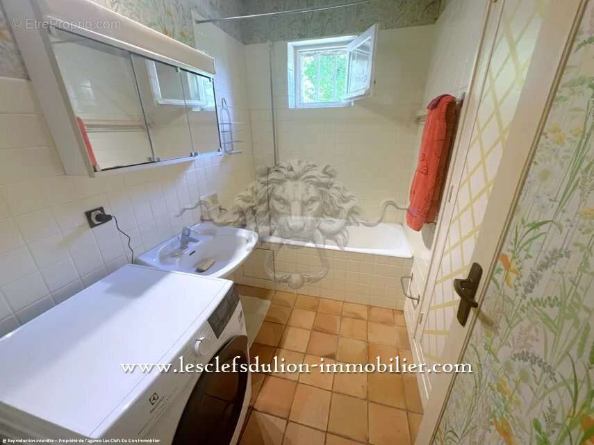Maison à ECUELLES