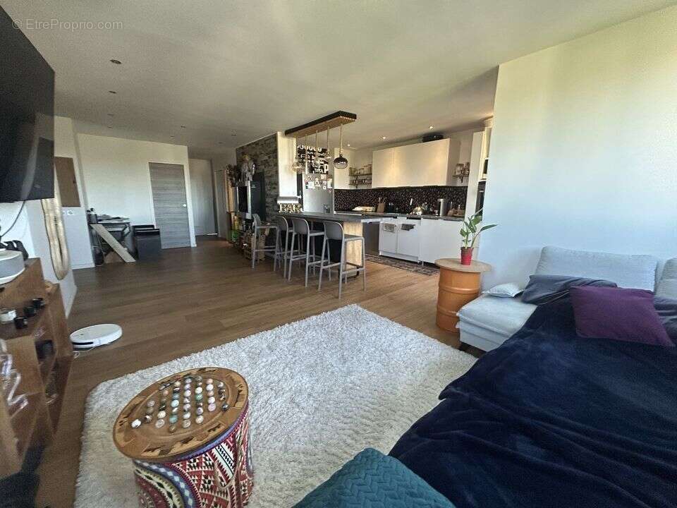Appartement à MARSEILLE-13E