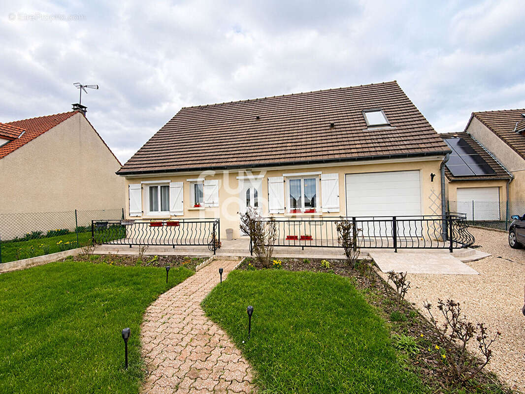 Maison 110 m² à Laon  - photo 3