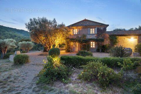 Maison à GRIMAUD