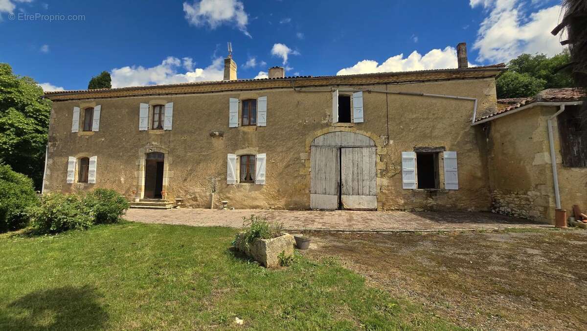 Maison de village - photo 12