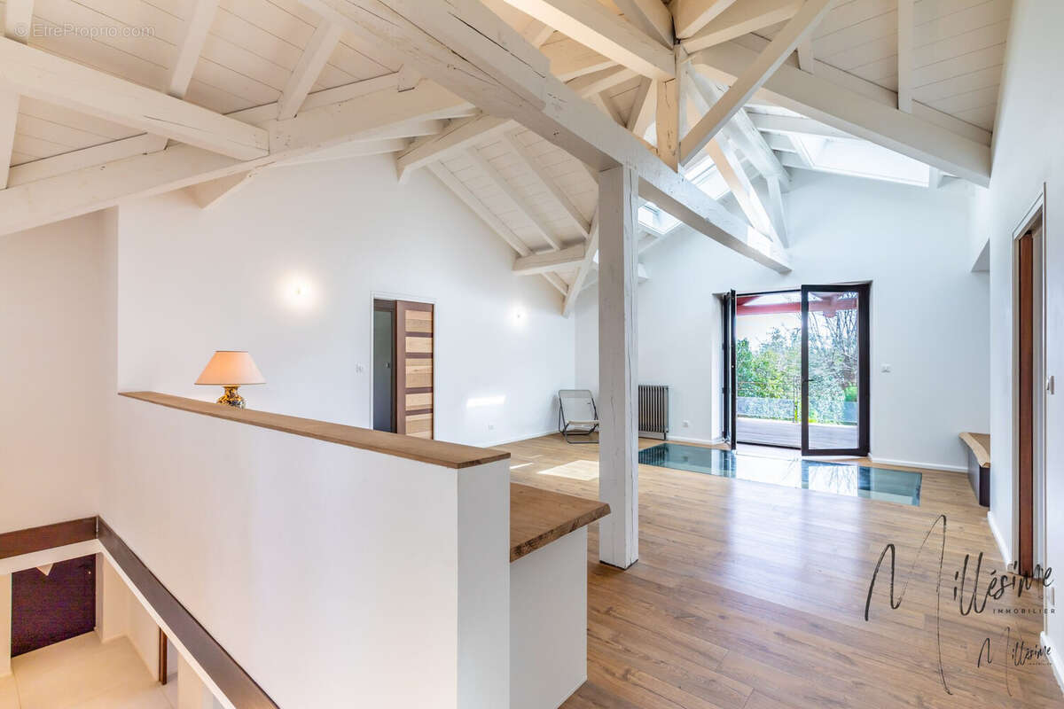 Maison à BASSUSSARRY