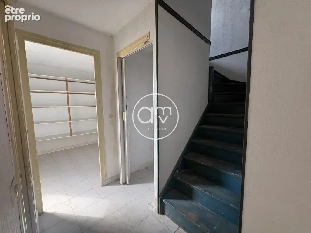 TOULON - BRUNET: Incroyable appartement T4 de112 m2 en derni - photo 7