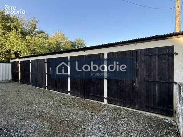 EXCLUSIVITE ! Lot de 11 garages proche centre ville de Vire - photo 4