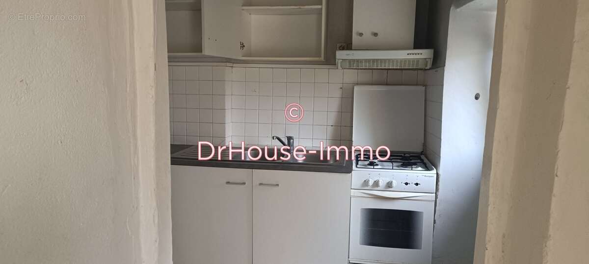 Maison à NOTRE-DAME-DE-SANILHAC