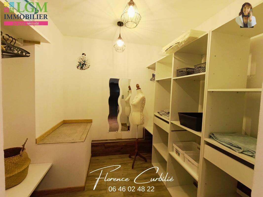 Maison à SAINT-HILAIRE-DE-BRETHMAS