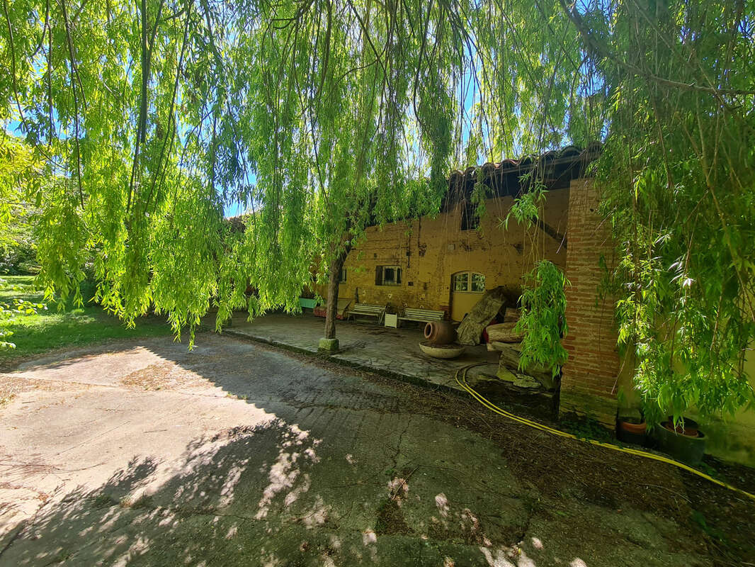 Maison à SAINT-SULPICE-SUR-LEZE