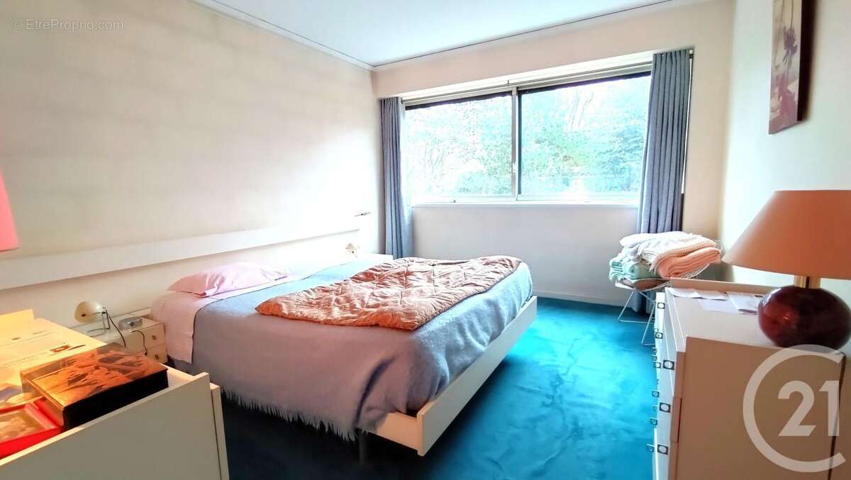 Appartement à FONTENAY-SOUS-BOIS