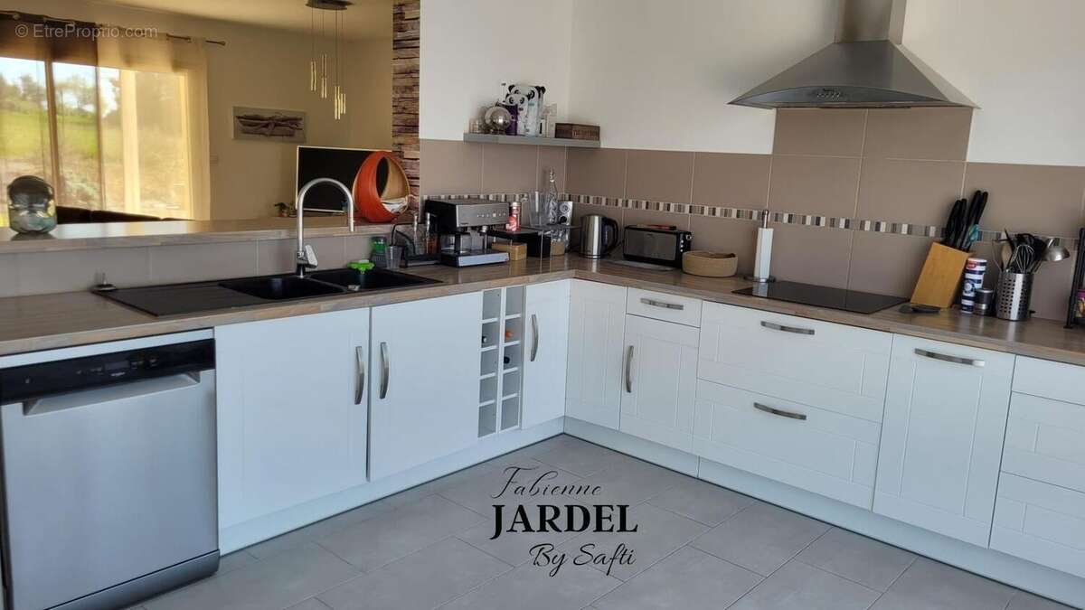 Maison 153 m² à Carsac-Aillac  - photo 8