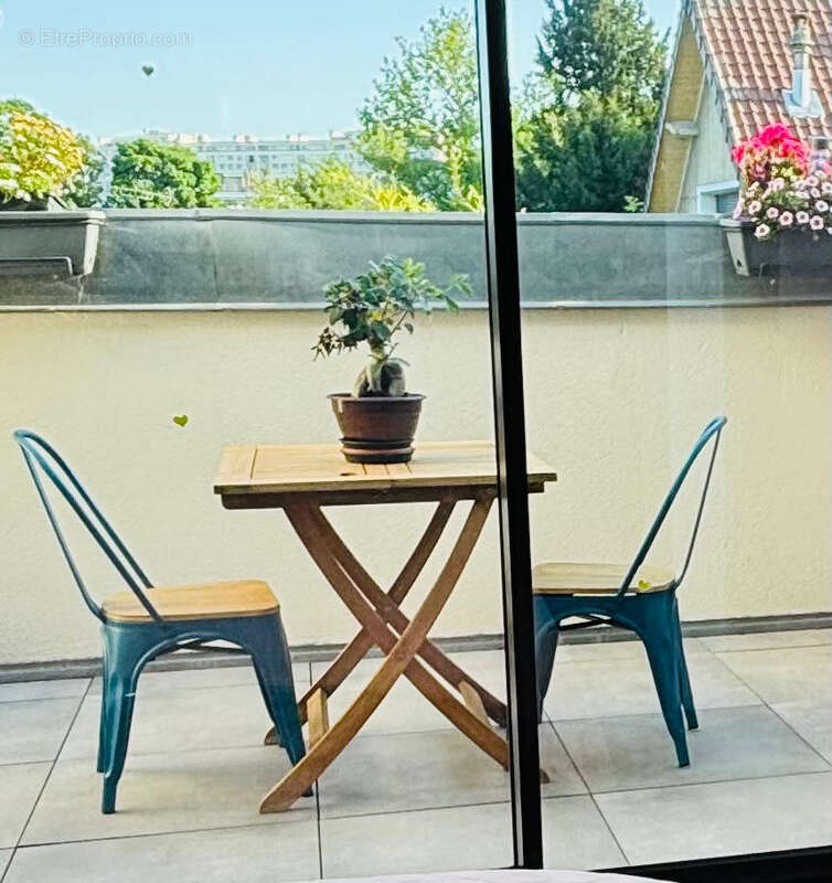 Appartement à SURESNES