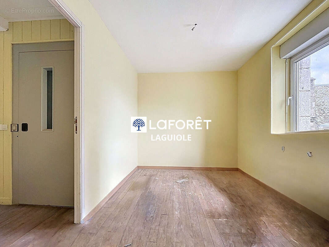 Maison à SAINT-AMANS-DES-COTS