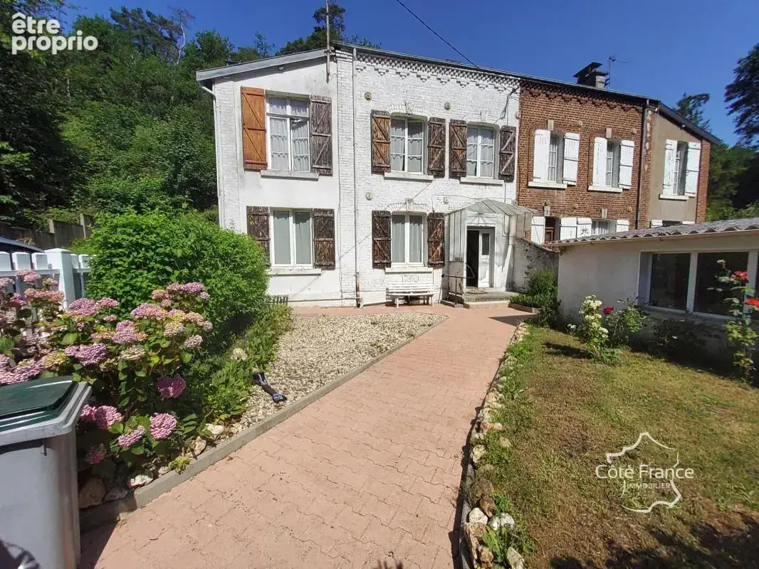 À vendre   Maison mitoyenne avec trois chambres et un  grand - photo 1