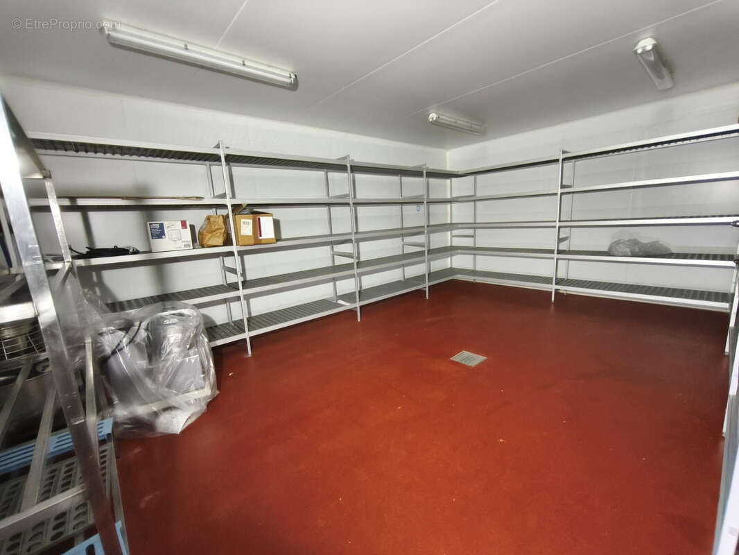 Commerce à L&#039;ISLE-JOURDAIN