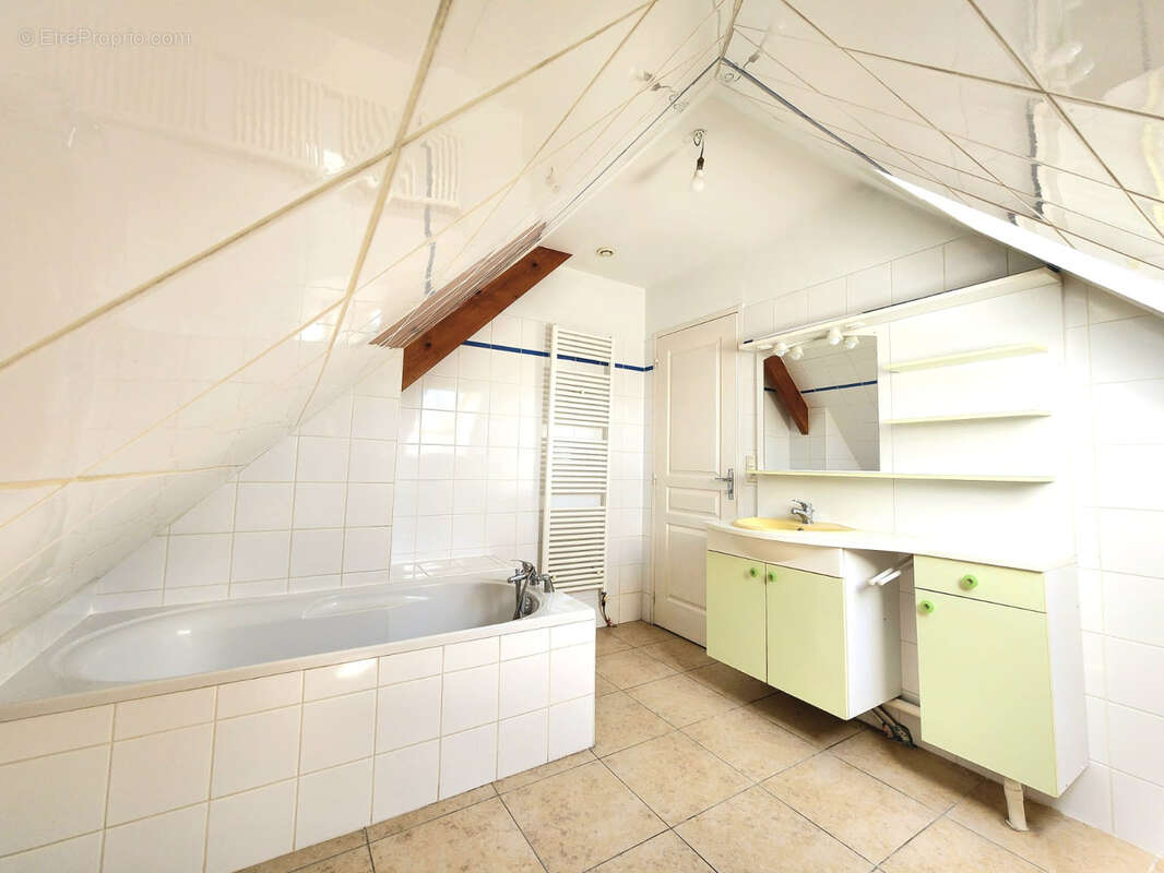 Maison individuelle lumineuse aux beaux volumes - photo 13