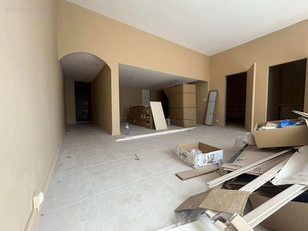 Commerce à VILLEURBANNE