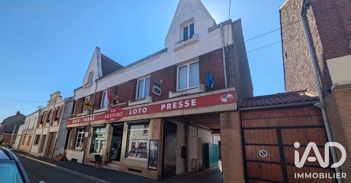 Photo 1 - Commerce à HAILLICOURT