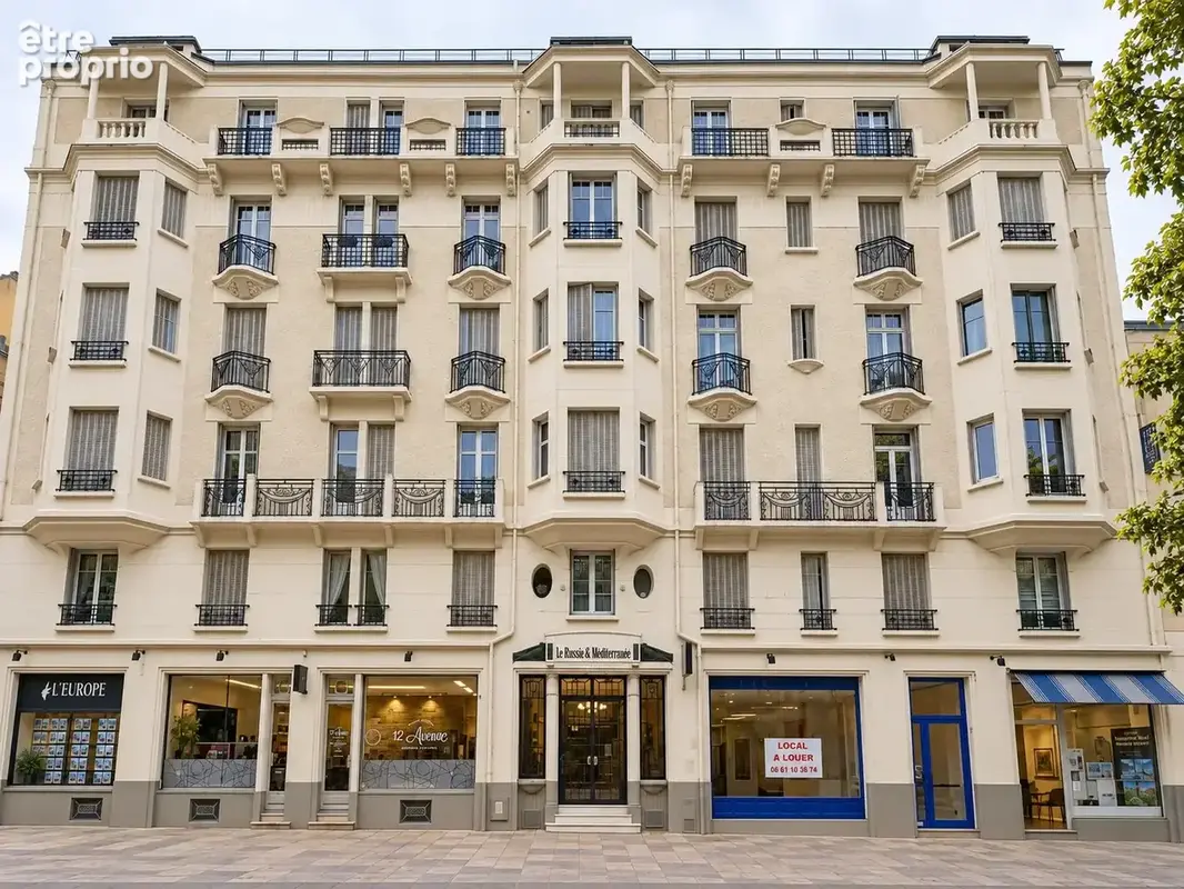 Vichy centre-ville – Studio de 24 m² dans un immeuble de caractère avec ascenseur - photo 5