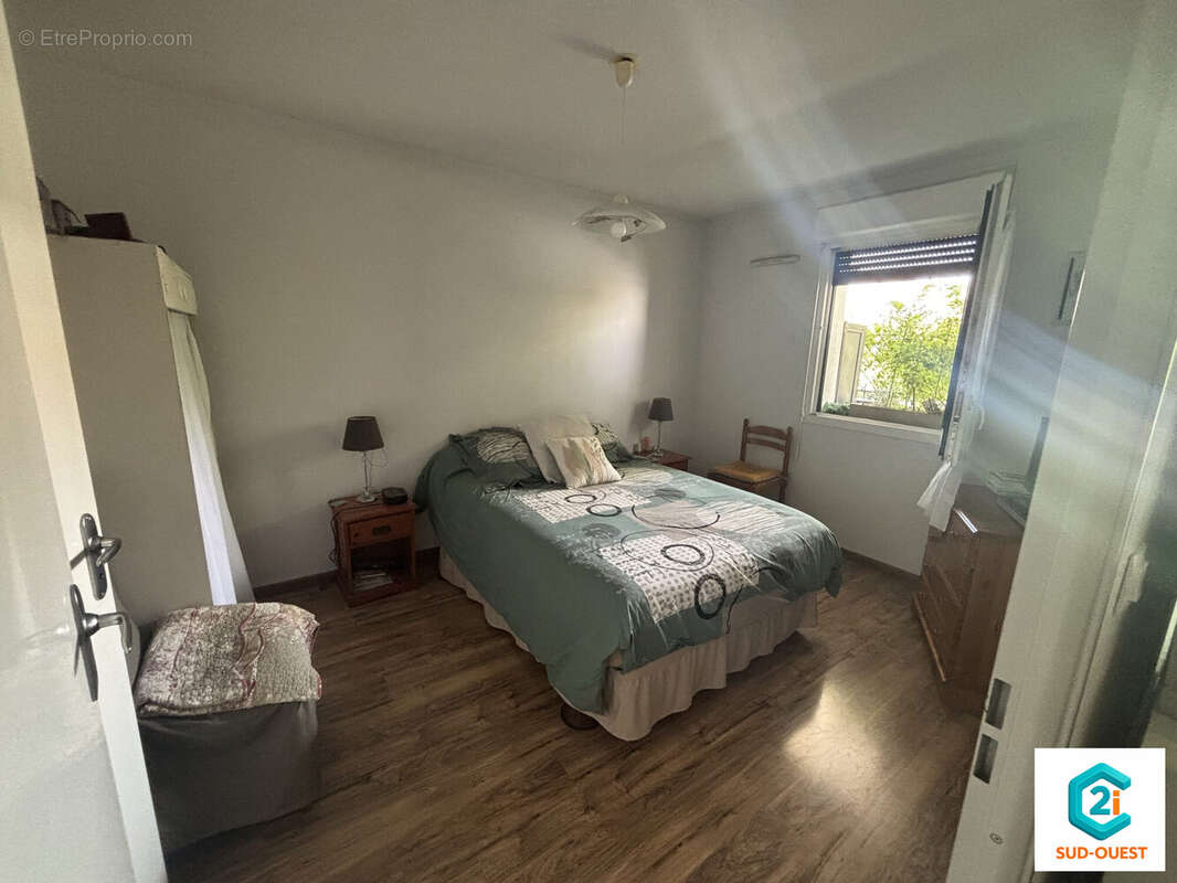 Appartement 79 m² à Castanet-Tolosan  - photo 8