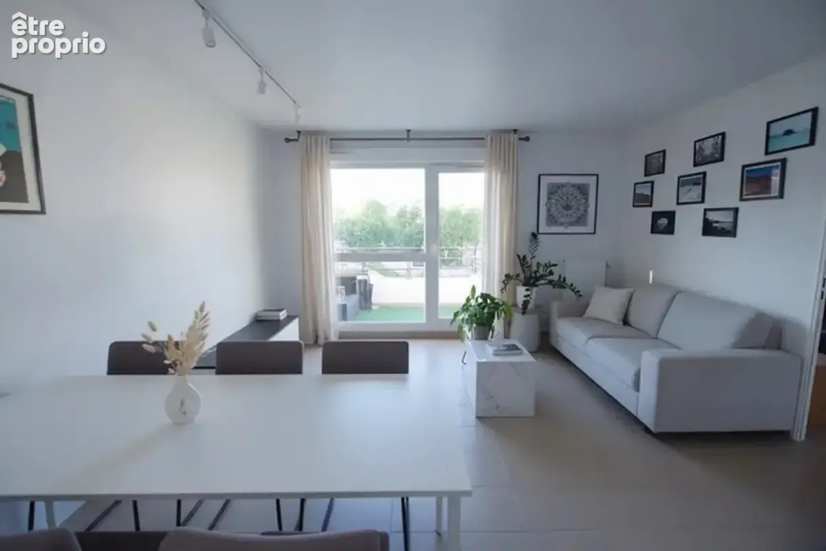 APPARTEMENT T3 57.12M2 - 13015 Marseille - photo 2