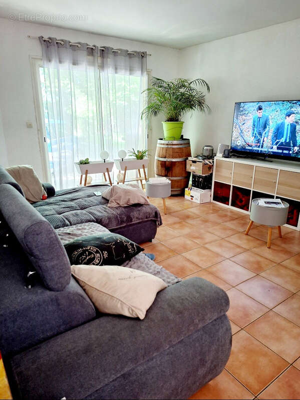 Maison de plain-pied de 102 m2 avec jardin de 1 200 m2   Proche La Réole - photo 2
