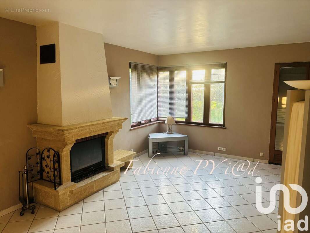 Photo 3 - Maison à RICHEBOURG