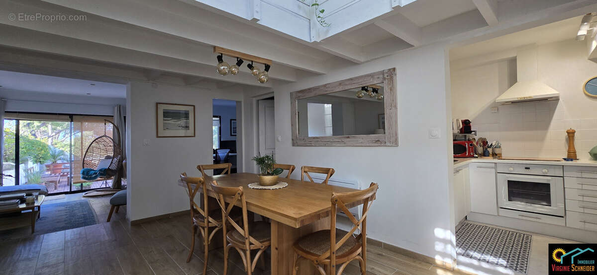 Maison à SAUSSET-LES-PINS