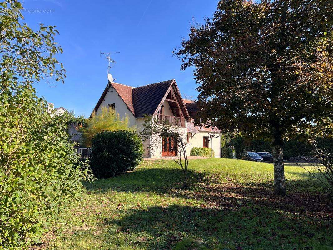 Maison à SAINT-DENIS-EN-VAL