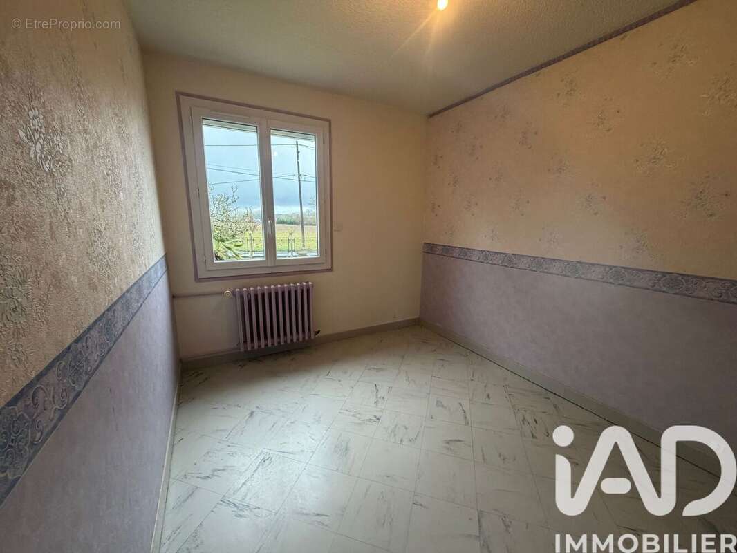 Photo 7 - Maison à SAINT-JEAN-DE-BRAYE