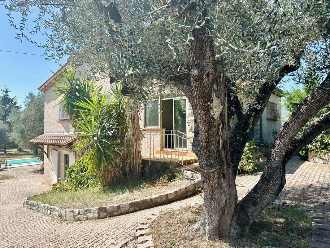 Maison à CONTES