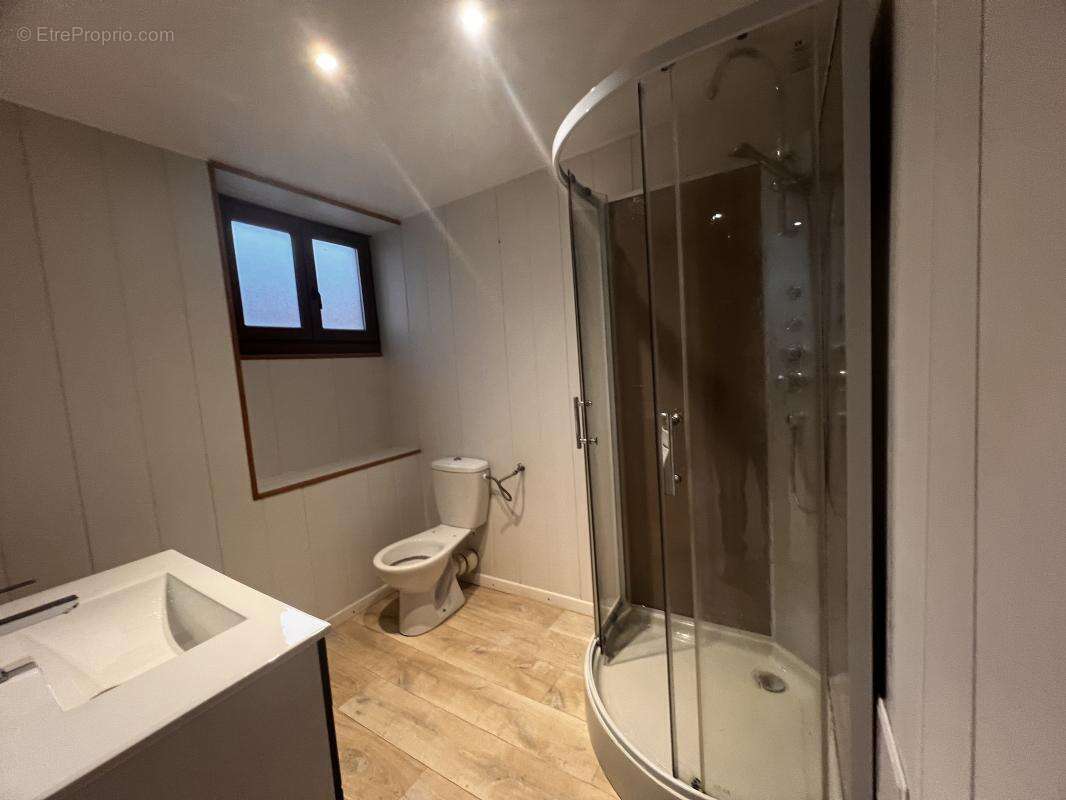 Appartement à RENAGE
