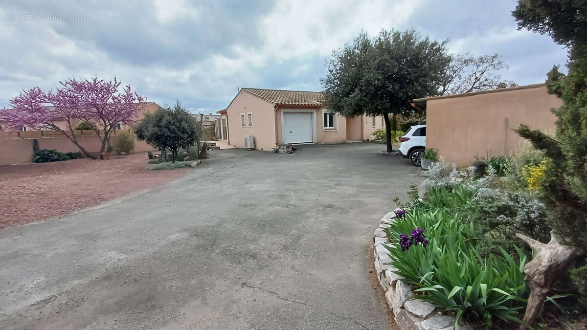 Maison à GINESTAS