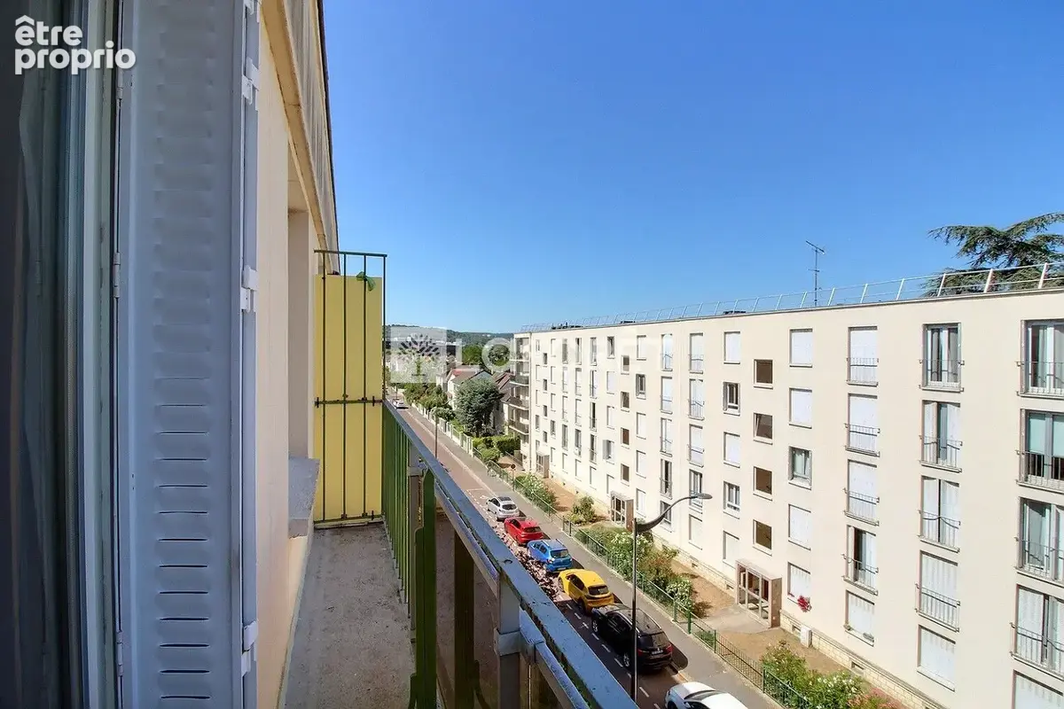 Appartement Rueil Malmaison 3 pièce(s) 52 m2 - photo 2