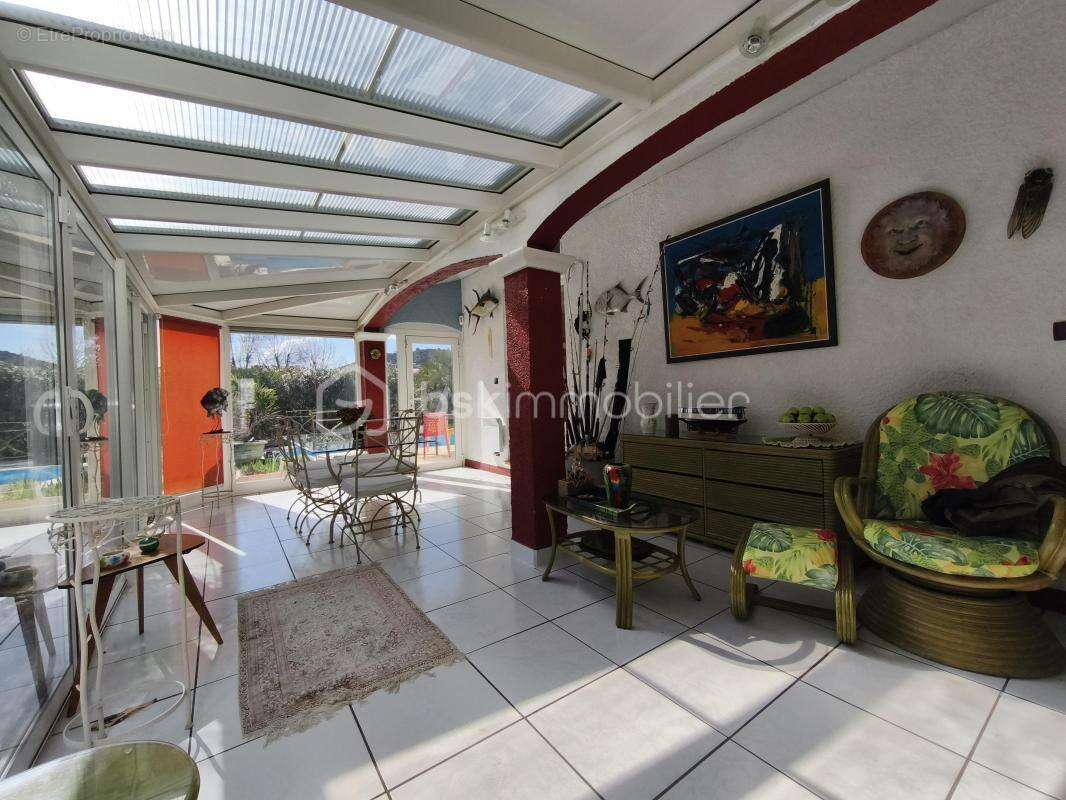 Maison à VILLENEUVE