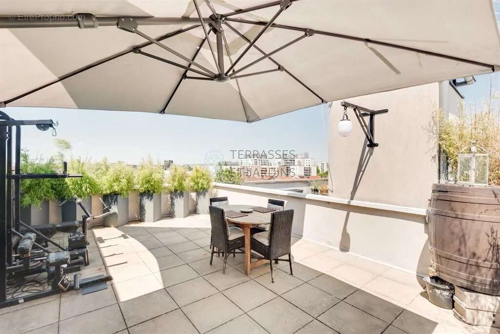 Appartement à LA COURNEUVE