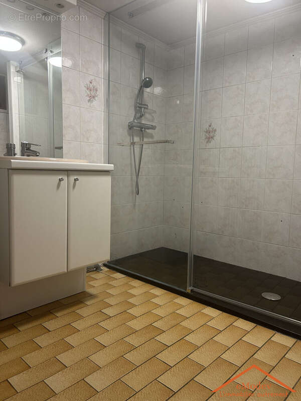 Maison 115 m² à Bruyeres  - photo 9