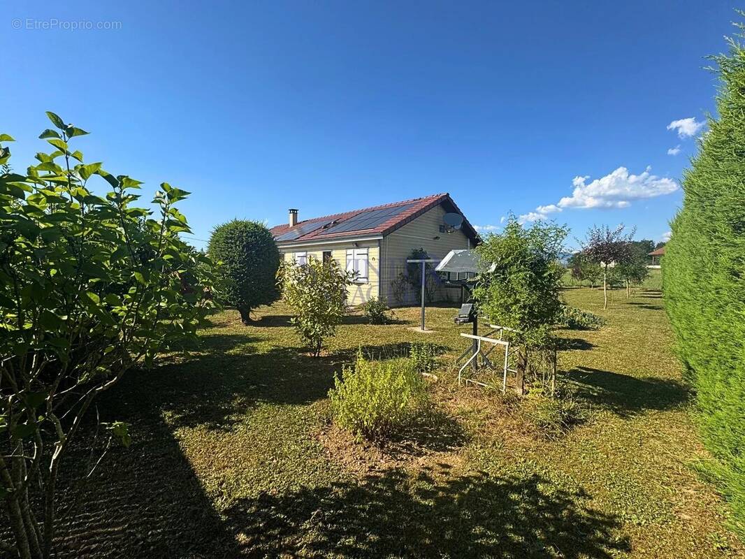 Maison à SAINT-ALBIN-DE-VAULSERRE