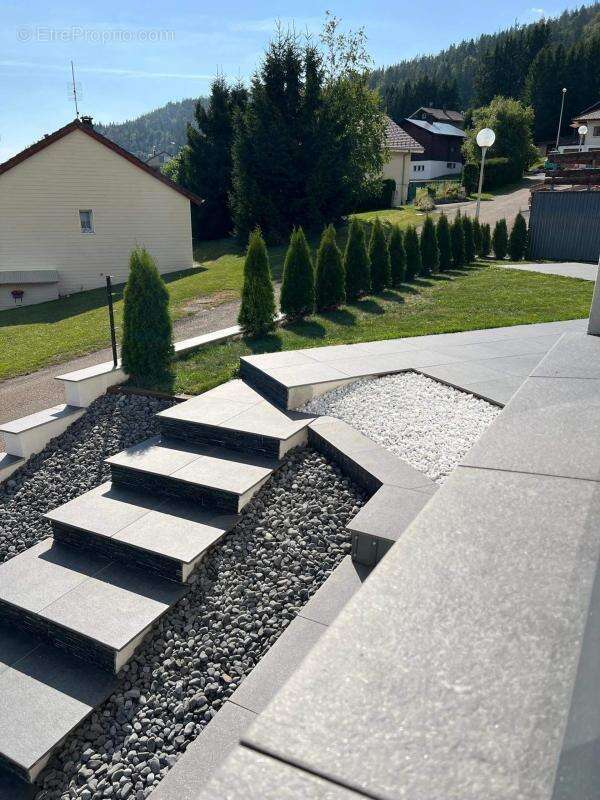 Maison à BOIS-D&#039;AMONT