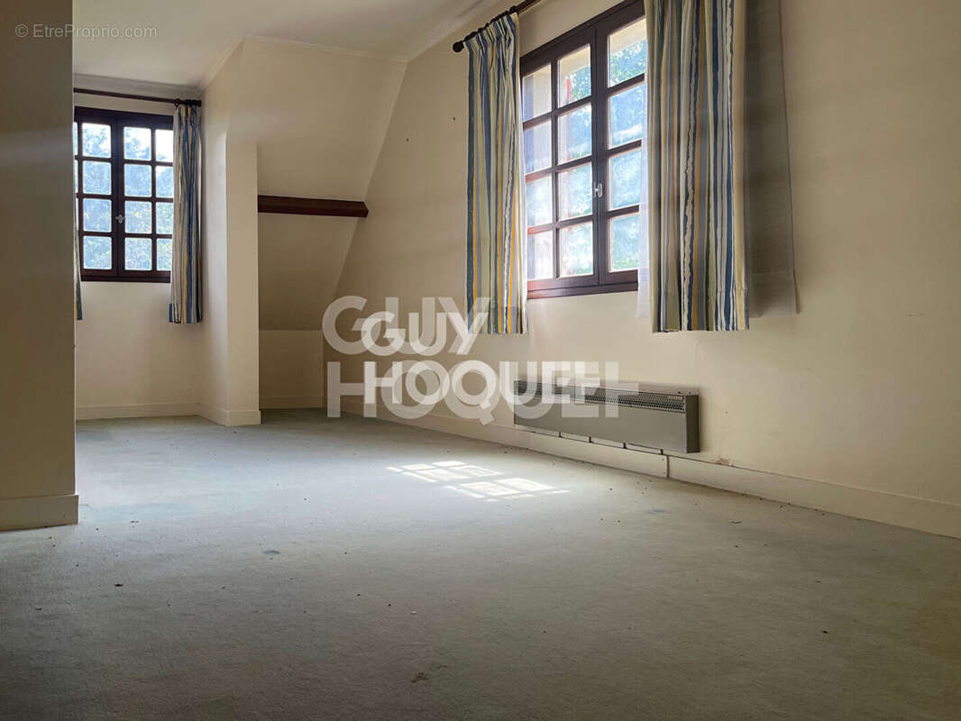 Maison familiale sur sous-sol total de 7 pieces (179.5 m²) à etiolles - photo 12