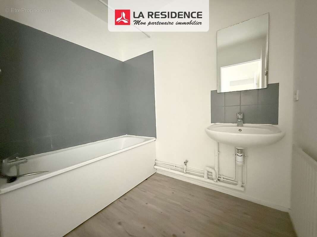 Appartement à ELANCOURT