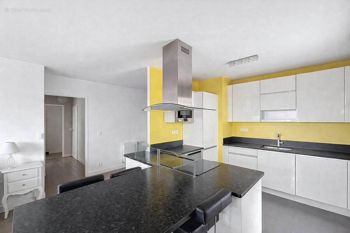 Appartement à MAISONS-ALFORT