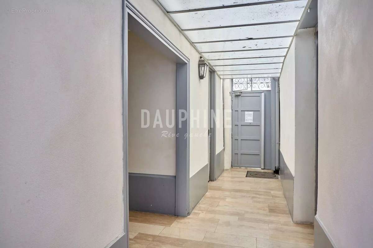 Appartement à PARIS-7E