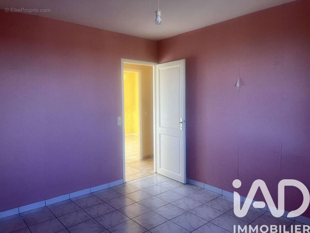 Maison 84 m² à Bourg-Saint-Bernard  - photo 9