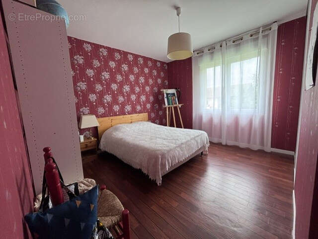 Maison 3 chambres   Construction Siporex   Terrain 1 406 m2   DPE C - photo 5