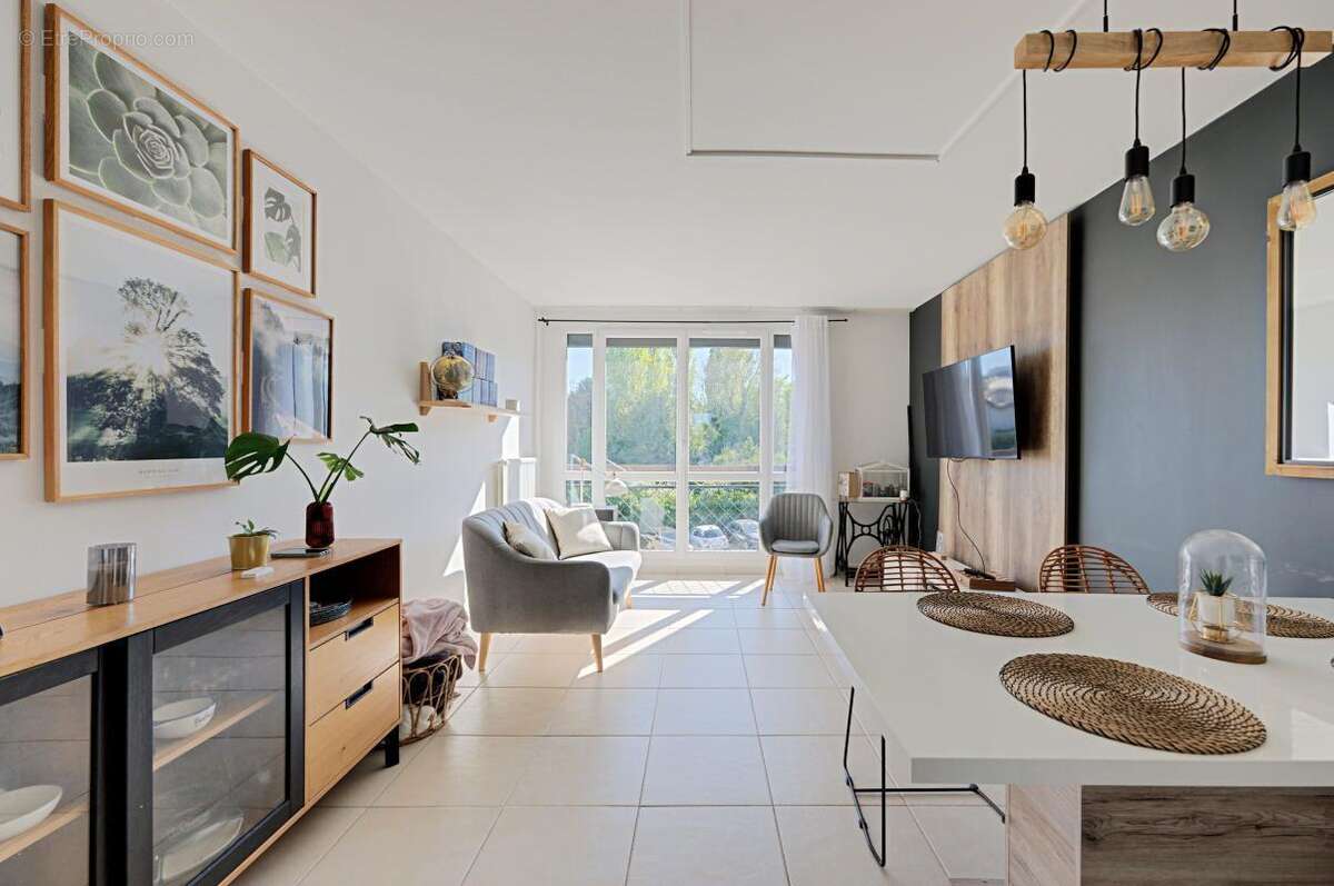 Appartement à NEUILLY-PLAISANCE